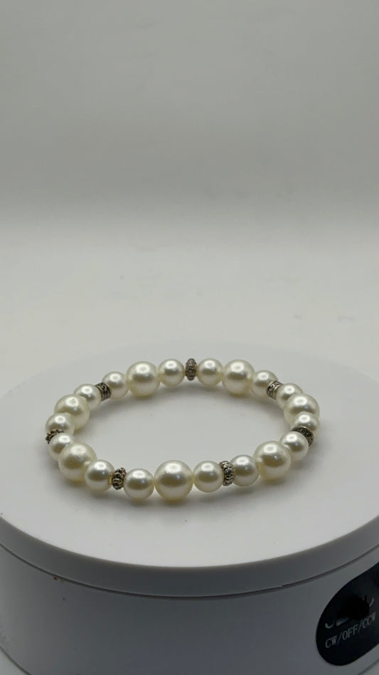Elegant Pearl Beaded Bracelet